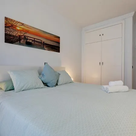 Appartement 074 - Fabulous Sea View In Benal Complex Benalmádena